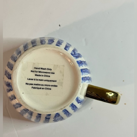 Blue & White Ceramic Coffee/Tea Cup with Gold Handle – Hand Wash Only - Picture 5 of 8
